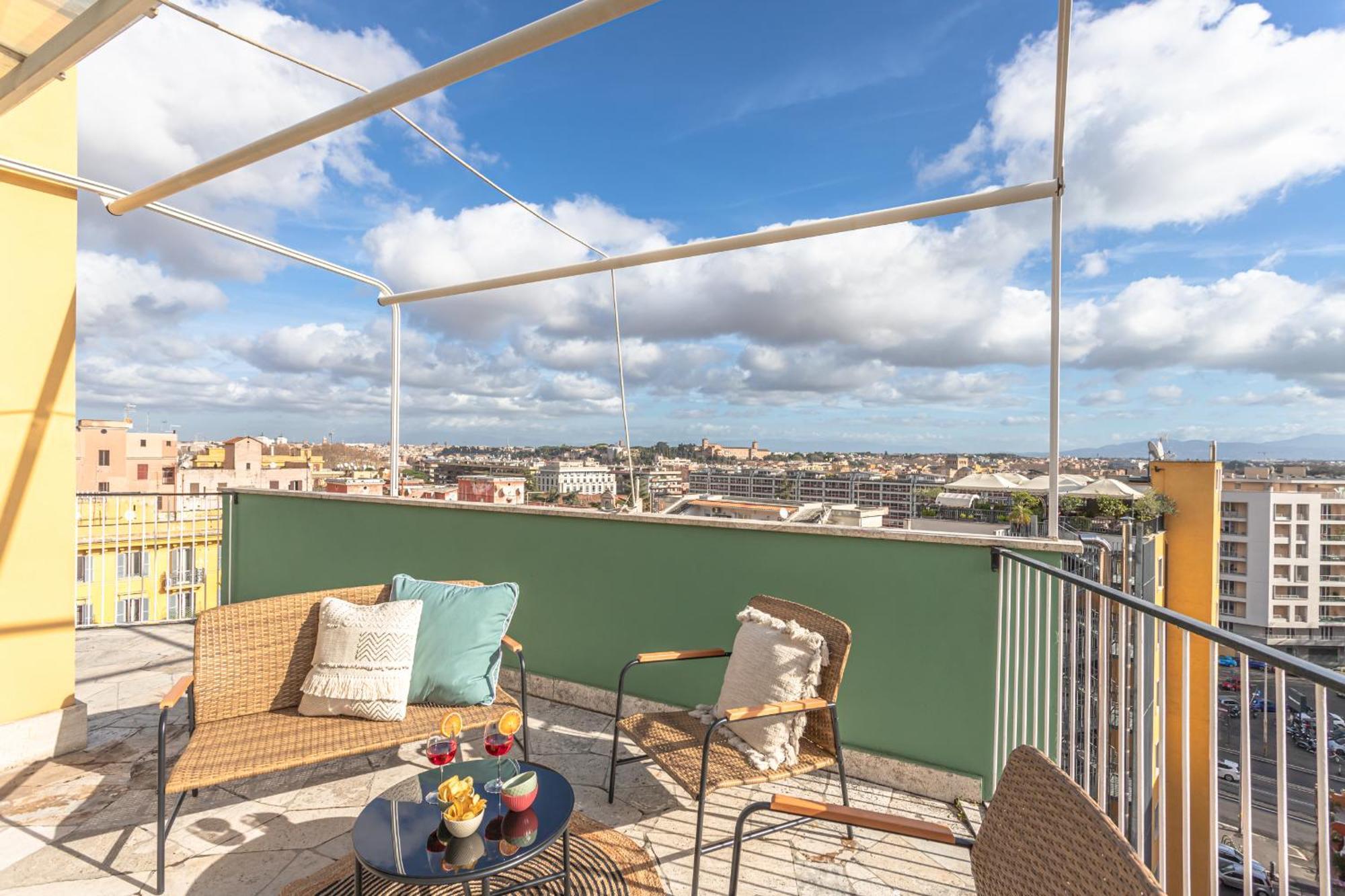 Viola Penthouse With Panoramic View Rome